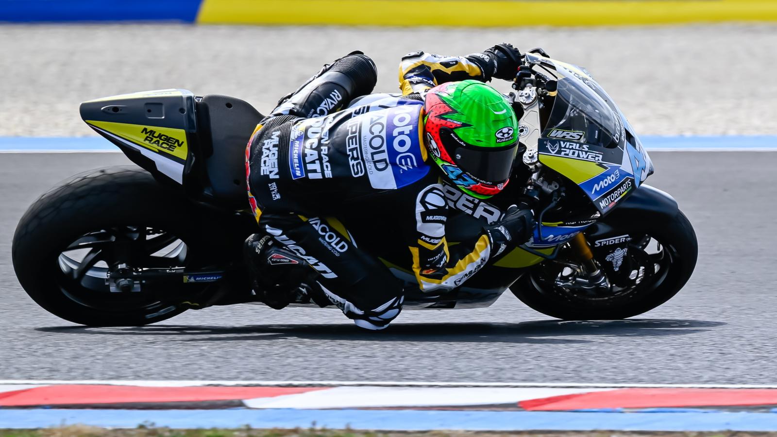 Varga Tibor Erik, a Rivacold Snipers Team MotoE versenyzője a MotoE Magyar Nagydíj első versenyén