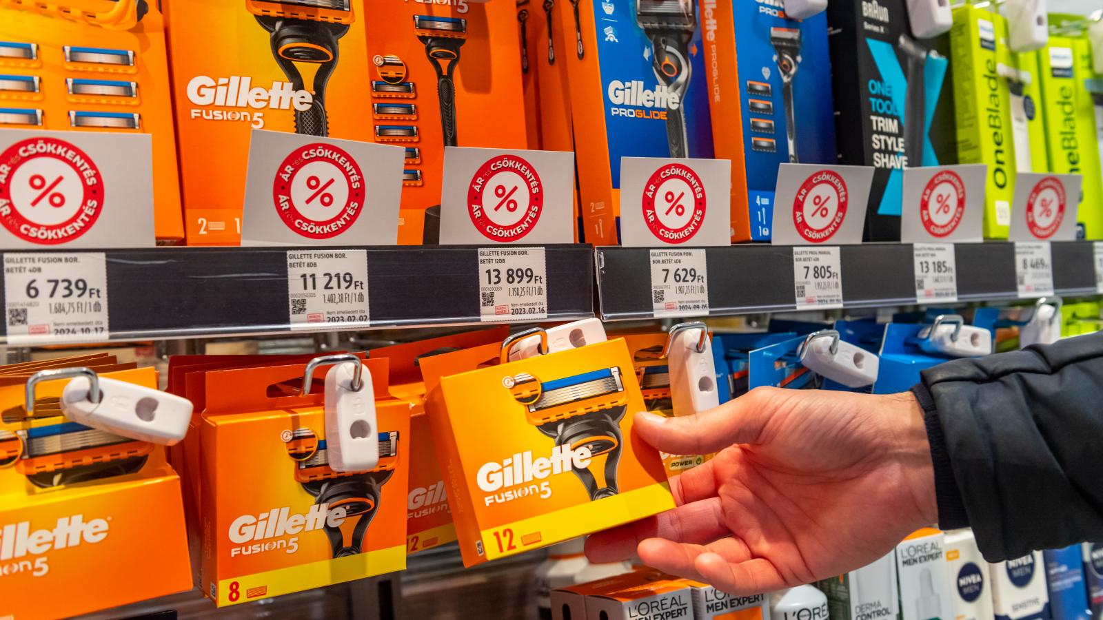 A polcokon mutatós, de az Országos Kereskedelmi Szövetség továbbra is károsnak tartja az árrés­stop minden elemét