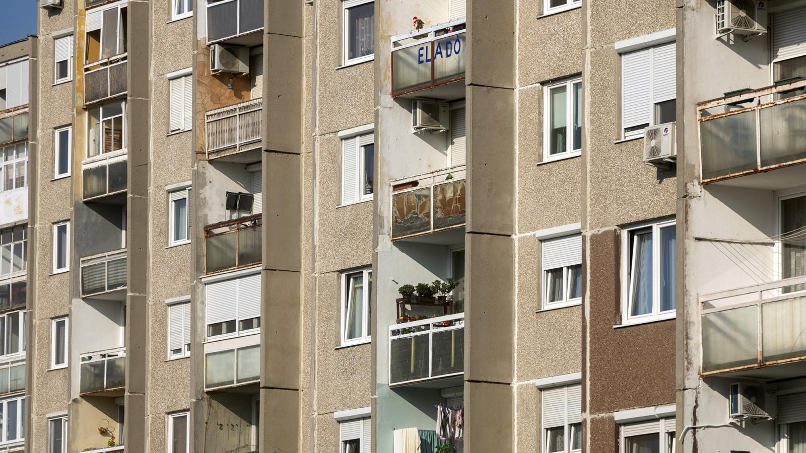 A felújítandó lakások most sokak számára menekülőutat jelentenek