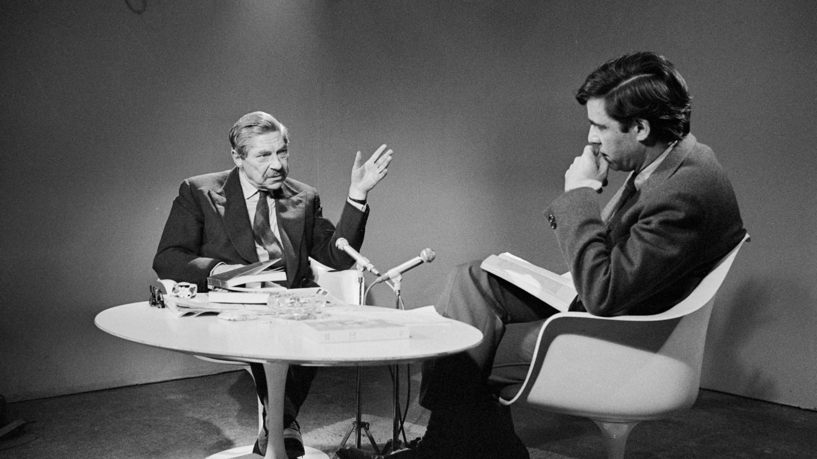 Koestler (balra) ötlete volt a nem kommunista értelmiségiek megszólítása