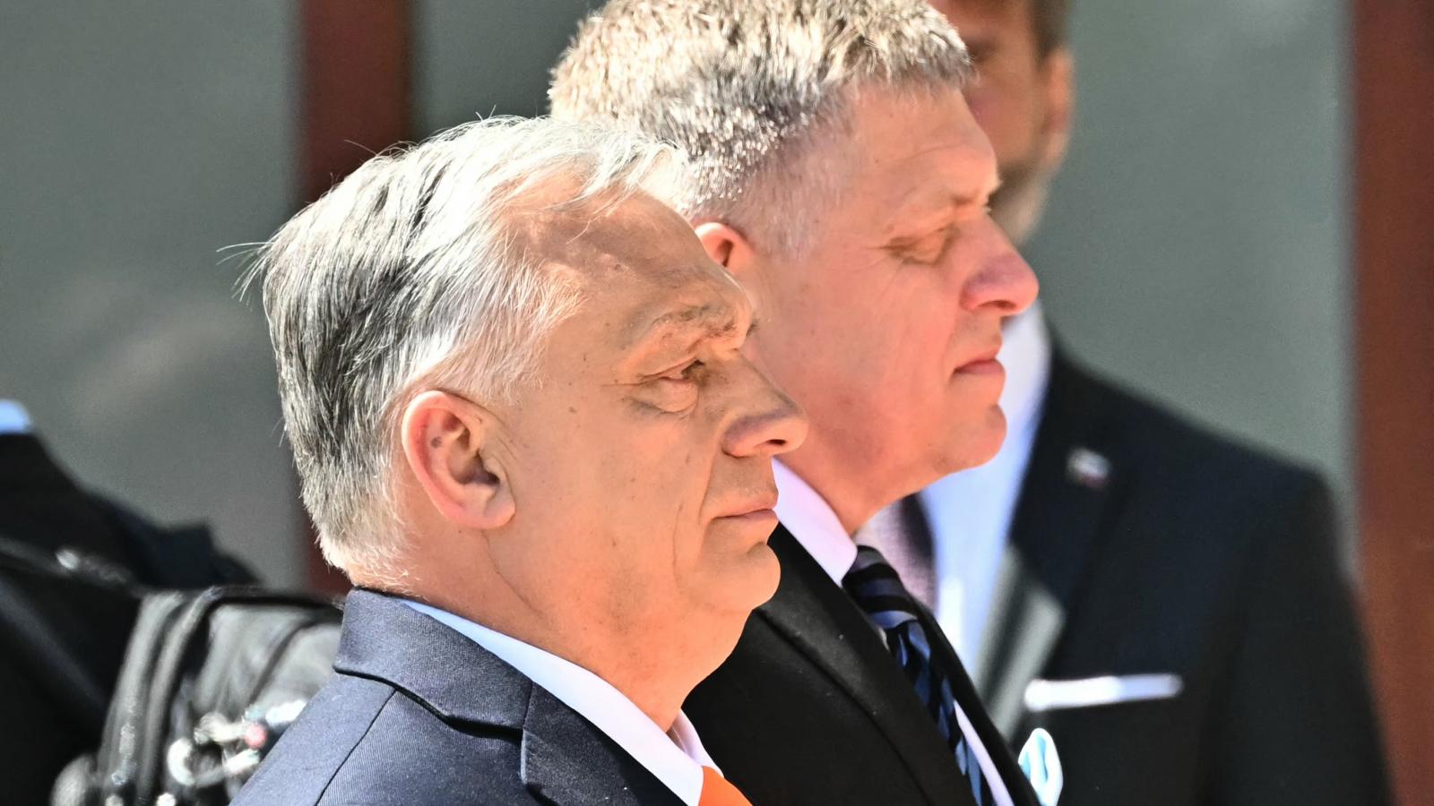 Orbán Viktor miniszterelnök és Robert Fico szlovák kormányfő