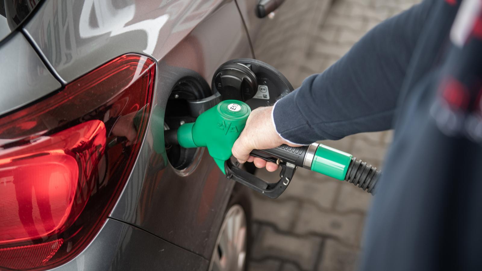 Sokkal olcsóbb is lehetne a tankolás