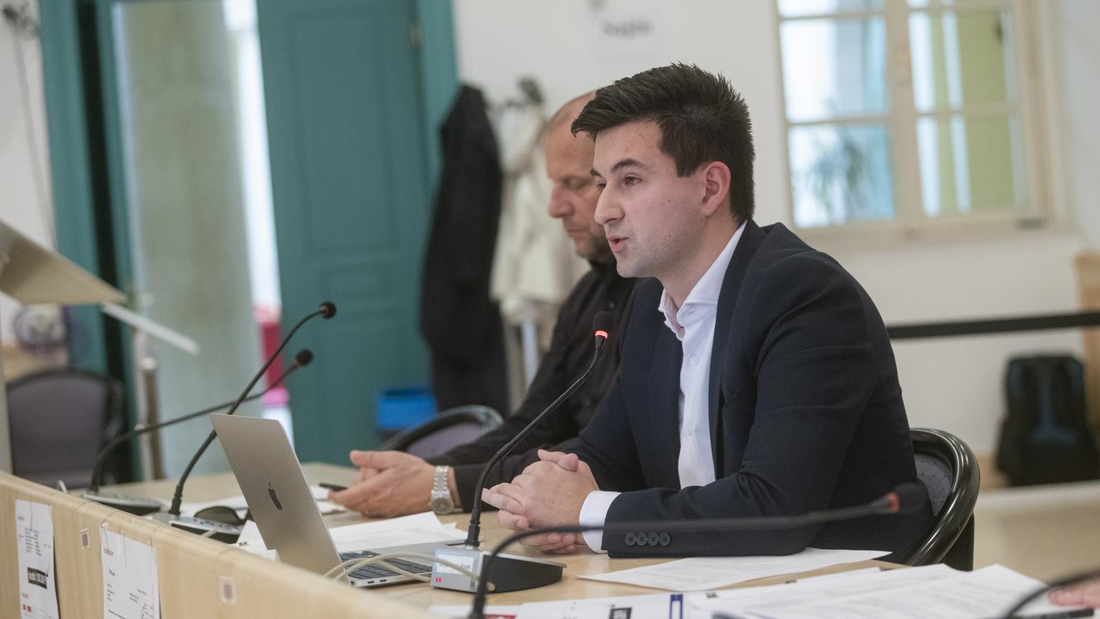 Gulyás Gergely Kristóf - Korábbi felvétel 