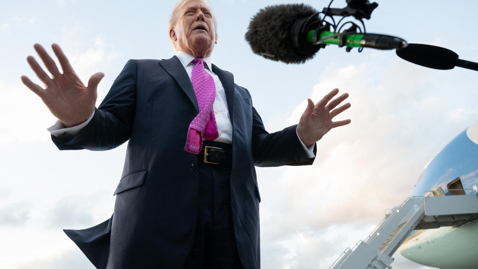 Trump hétvégén Mar-a-Lagóban állt újságírók elé