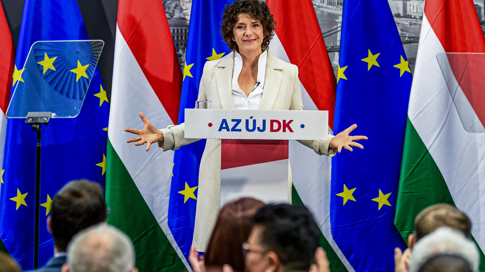 Dobrev Klára: Azonnal vonják vissza Nagy Feró Kossuth-díját!