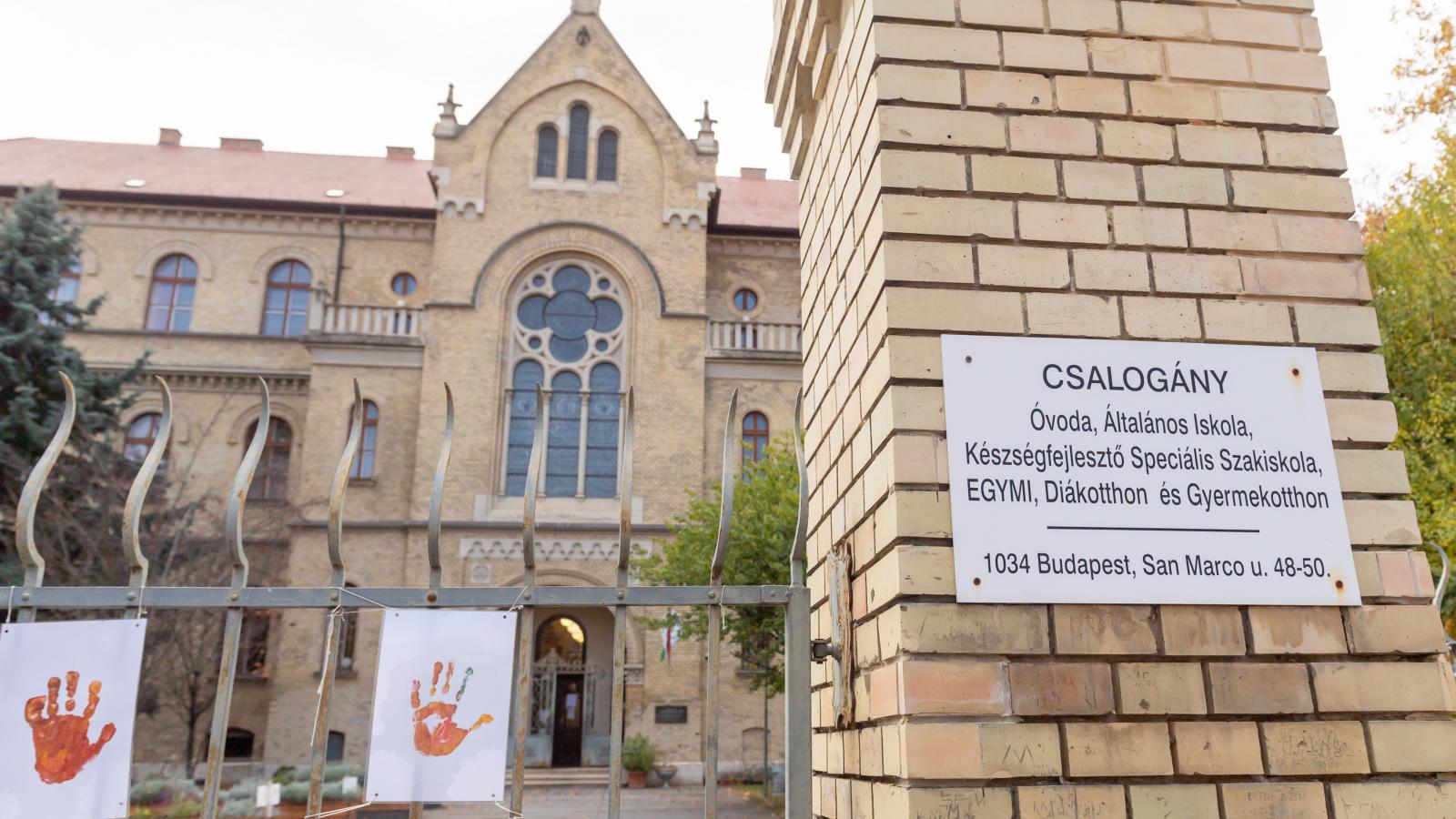 A tankerület szerint november közepén kinyithat az uszoda