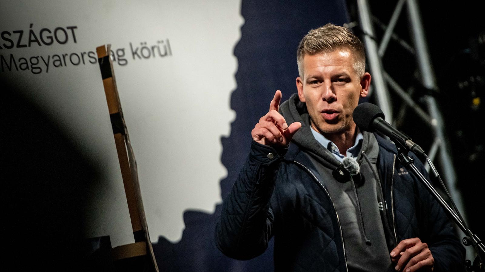 Magyar Péter visszavágott Lázár Jánosnak: Amivel minket vádolsz, azt pont te követted el, te vagy az egyik leggazdagabb osztrák család kitartottja