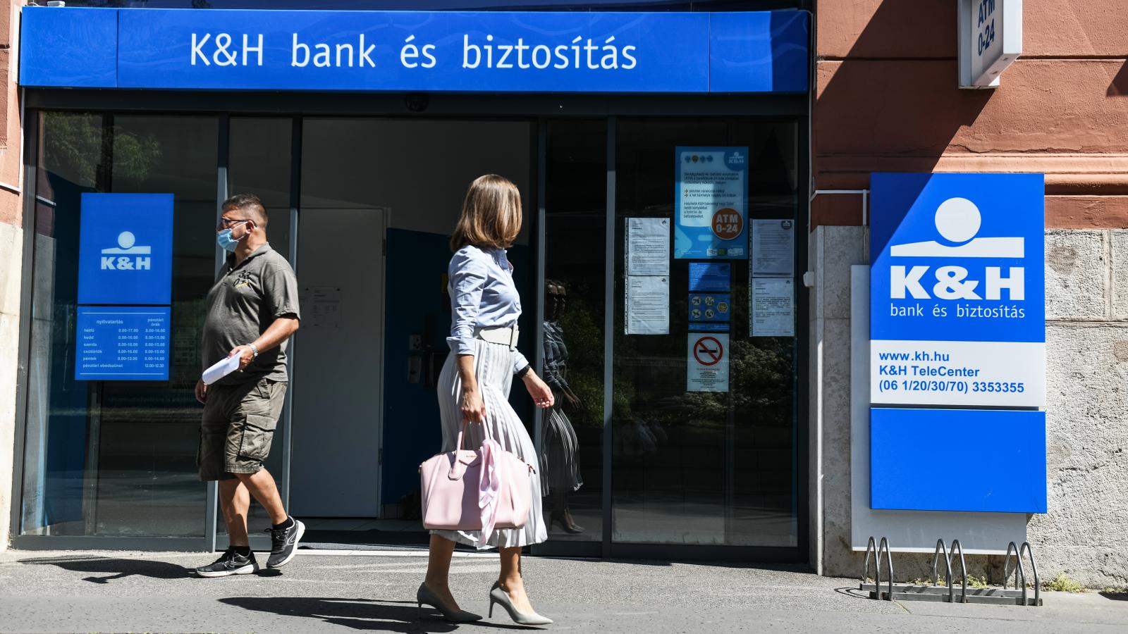 Megszólalt a K&H, miután Orbán Viktor azzal vádolta a bankot, hogy beállt a Tisza Párt mögé