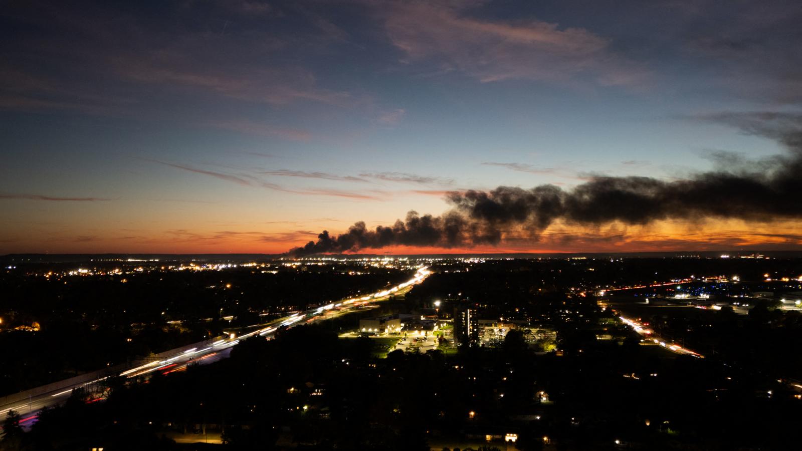 Lezuhant egy teherszállító repülőgép Kentuckyban, legkevesebb hét ember meghalt