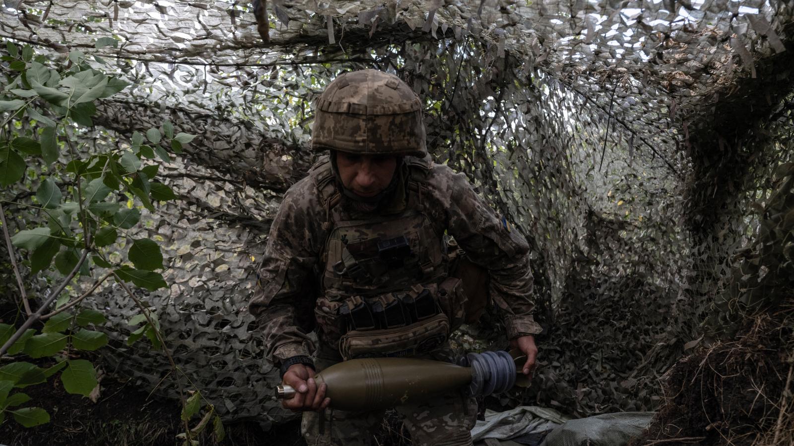 KMKSZ: Kárpátaljai magyar egyetemistákat tartanak fogva a beregszászi parancsnokságon