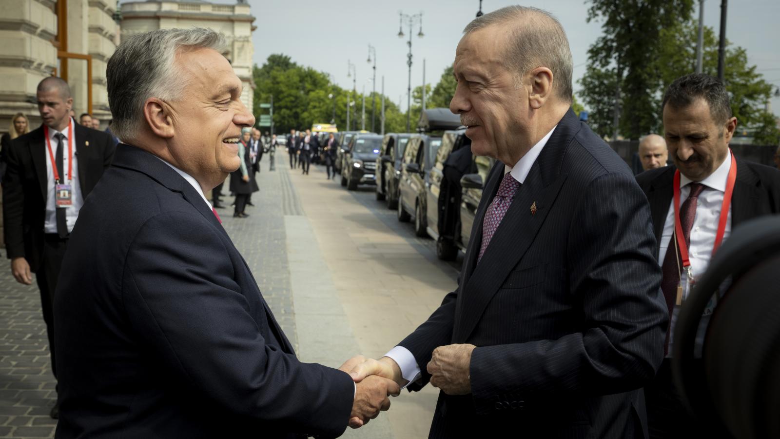 Idén májusban Budapesten tartott informális csúcstalálkozót a Türk Tanács. A szervezet története során ez volt az első alkalom, hogy megfigyelő státusú állam rendezte meg a csúcstalálkozót