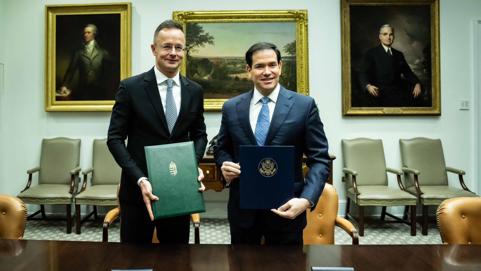 Szijjártó Péter: Diverzifikálás lesz az energiapolitikában, nem kell lemondani az orosz forrásokról