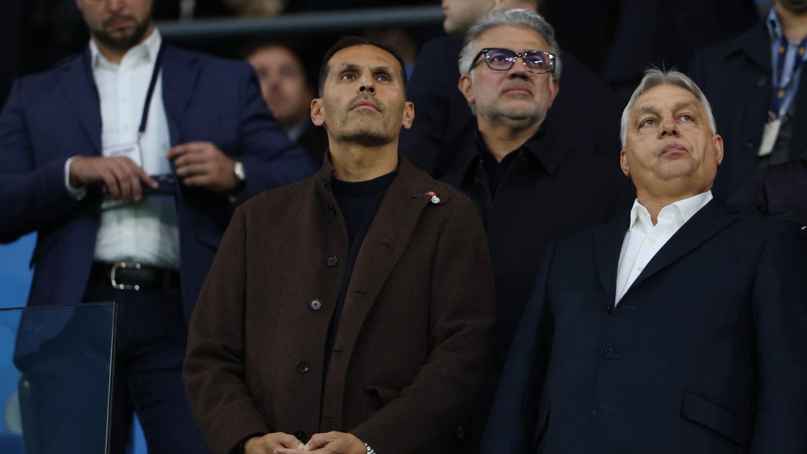 Orbán Viktor meccsen lazított a Trump-találkozó után, a helyszínen nézte végig, amint Szoboszlai-féle Liverpool simán kikap a Manchester Citytől