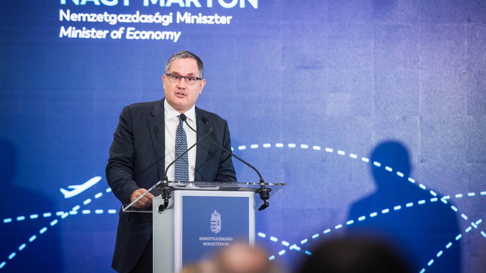 Nagy Márton az elmaradt repülőrajtról: Senki nem számolt azzal, hogy ilyen mélyre süllyednek a németek