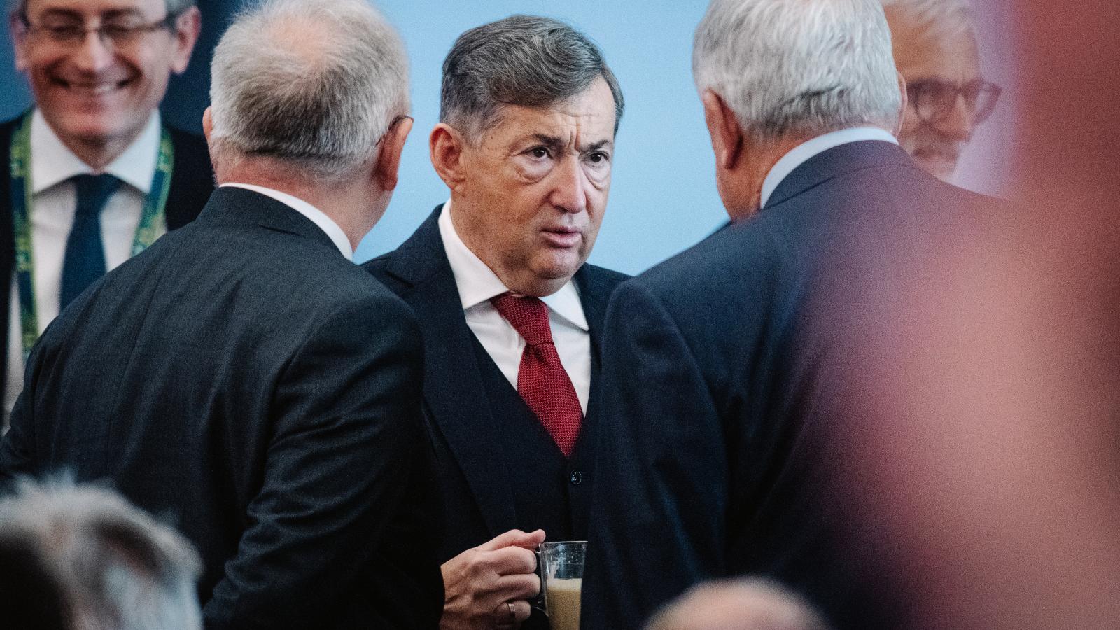 Bár Mészáros Lőrinc tagadta, több cég is küzd azért, hogy egyik érdekeltsége kiegyenlítse a kifizetetlen követeléseket