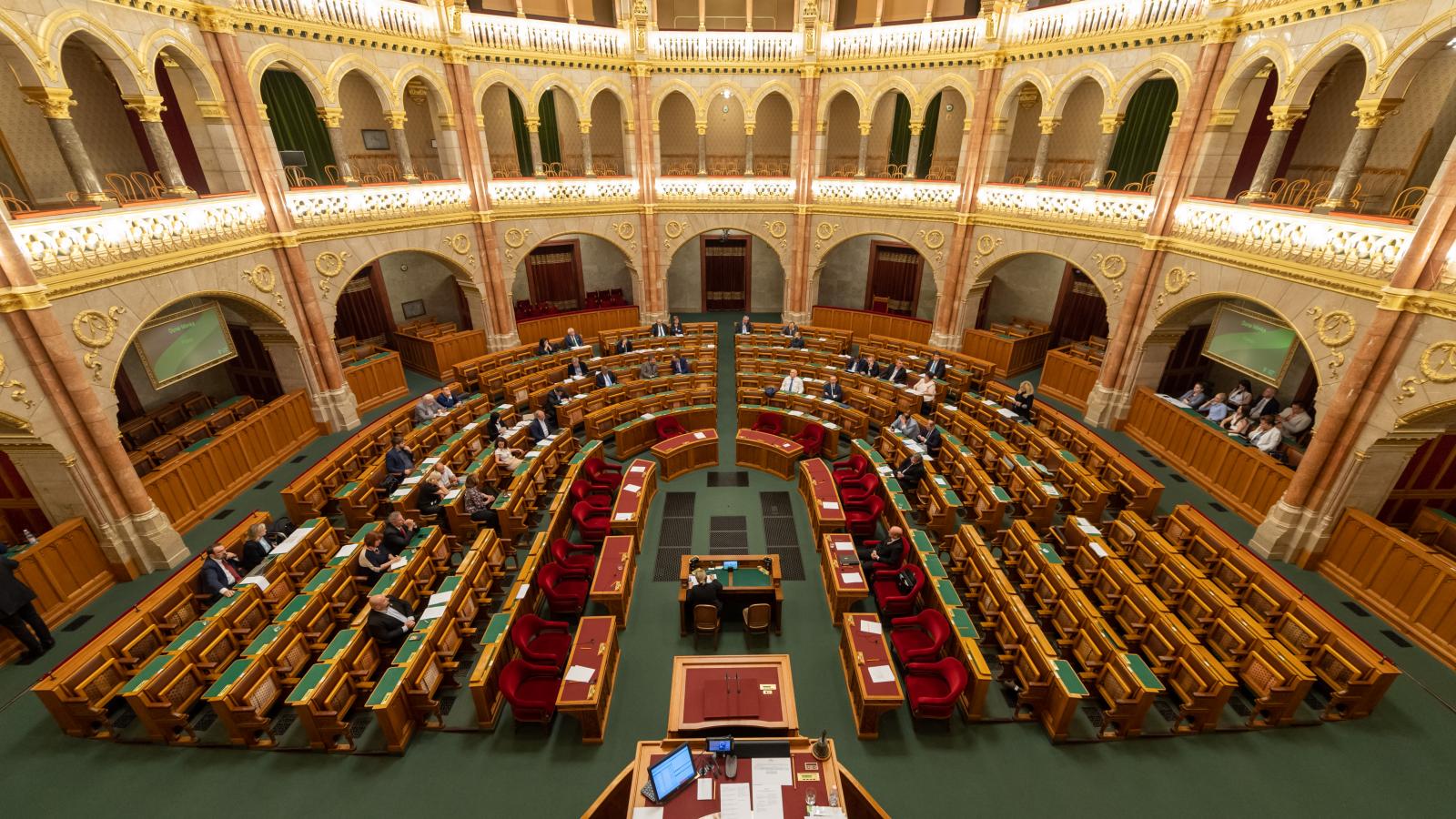 IDEA: Csökkent a különbség a Tisza Párt és a Fidesz között