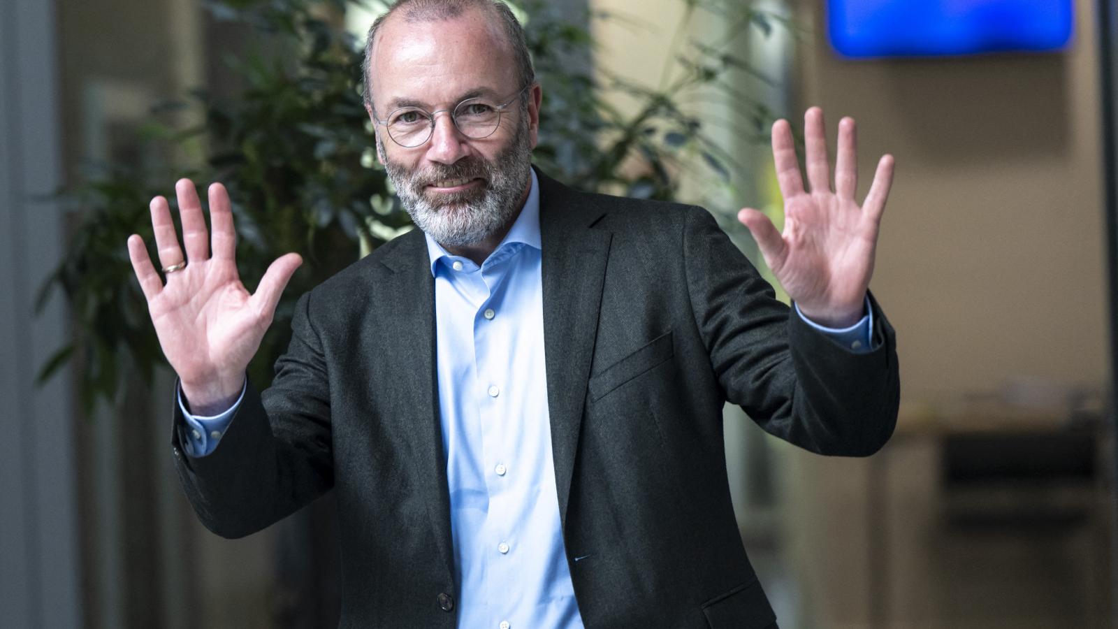 Megdőlt a tabu, egy Európai Néppárt van mindenki felett