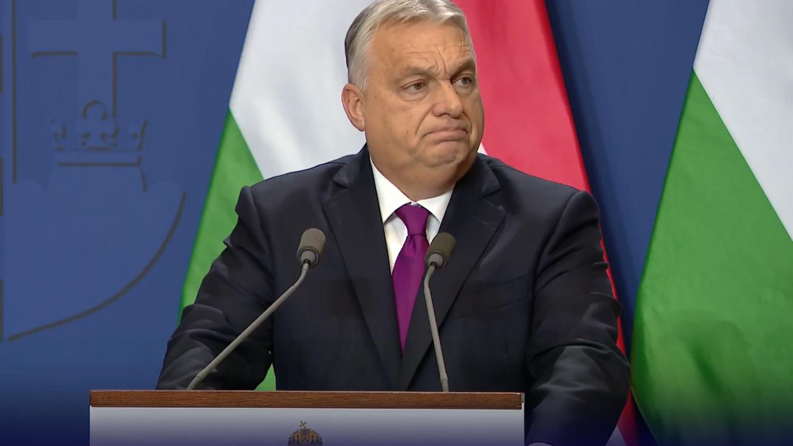 Orbán Viktor bejelentést tett egy 80-90 milliárdos adócsökkentésről és adóegyszerűsítésről, fél évvel eltolják az üzemanyagok jövedékiadó-emelését