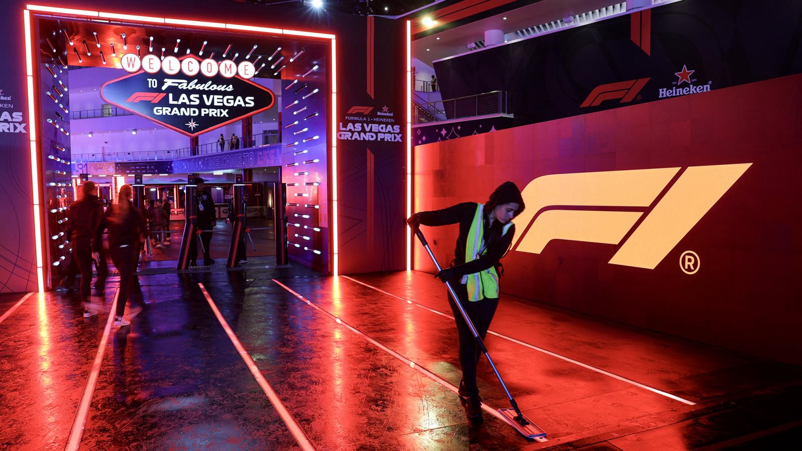 Gőzerővel dolgoznak a helyszínen, hogy elhárítsák az özönvíz okozta problémákat