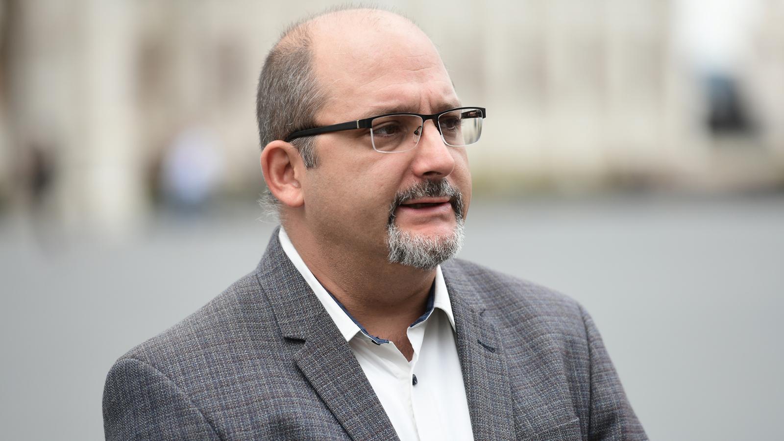 Csárdi Antal szerint a fülke magányában senki sem látja, kire húzzuk az X-et