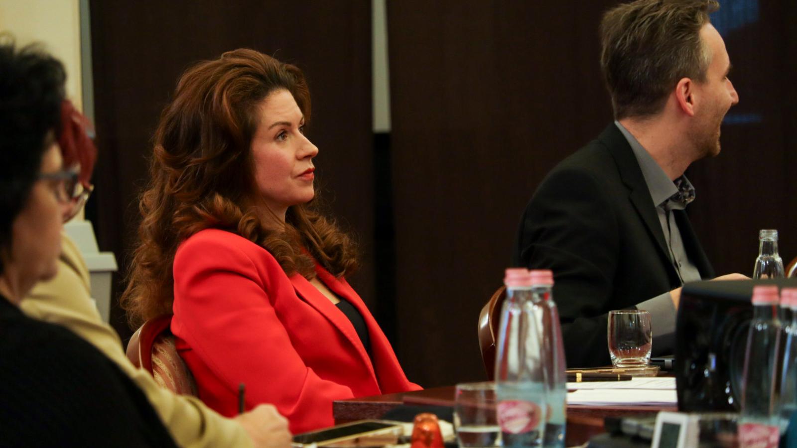 Tüttő Kata a főváros közgyűlés ülésén november 26-án