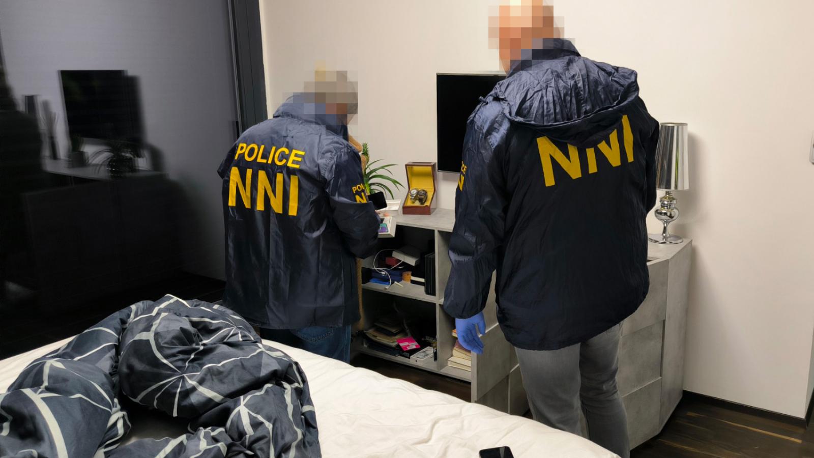 Házkutatás a gyanúsítottaknál 