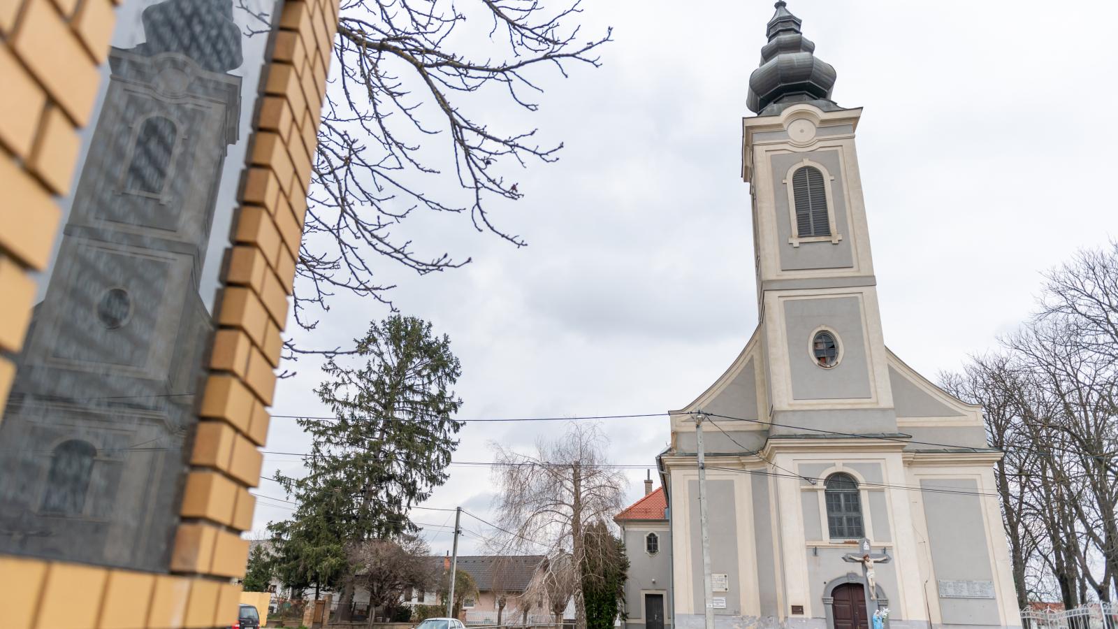 A Baranya megyei Versend település.