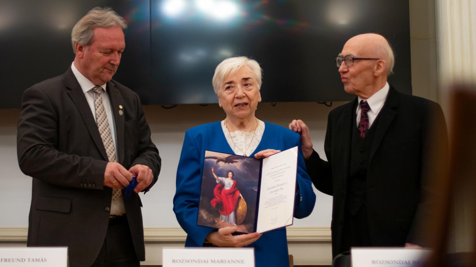 Három tudós: Freund Tamás, Rozsondai Marianne és Rozsondai Béla