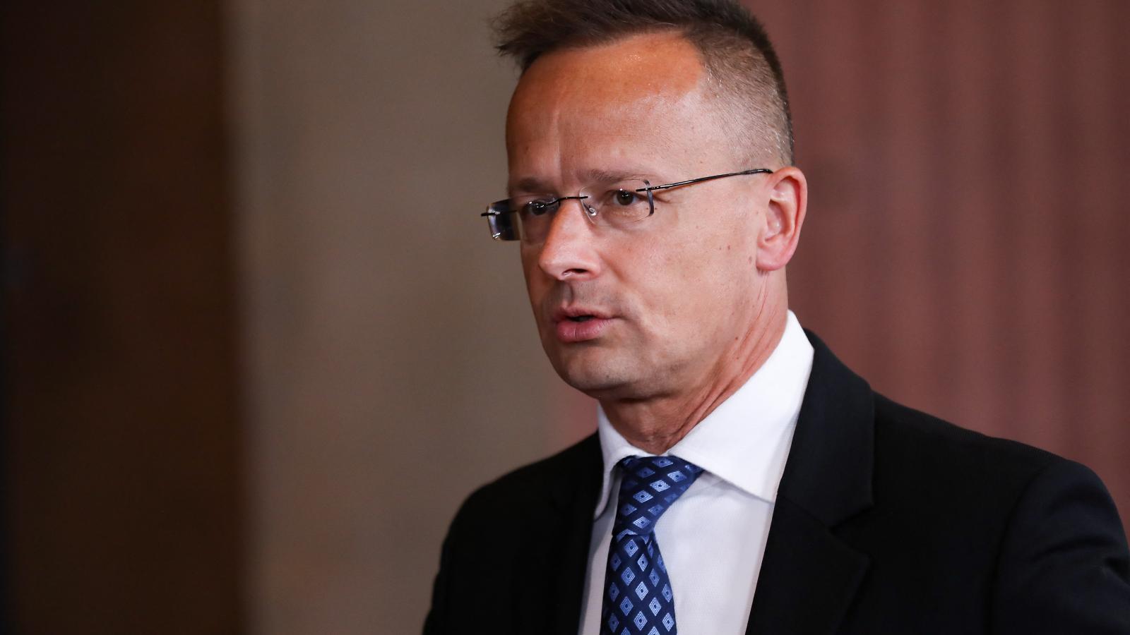 Szijjártó Péter: Háborús fanatizmus uralkodik Brüsszelben