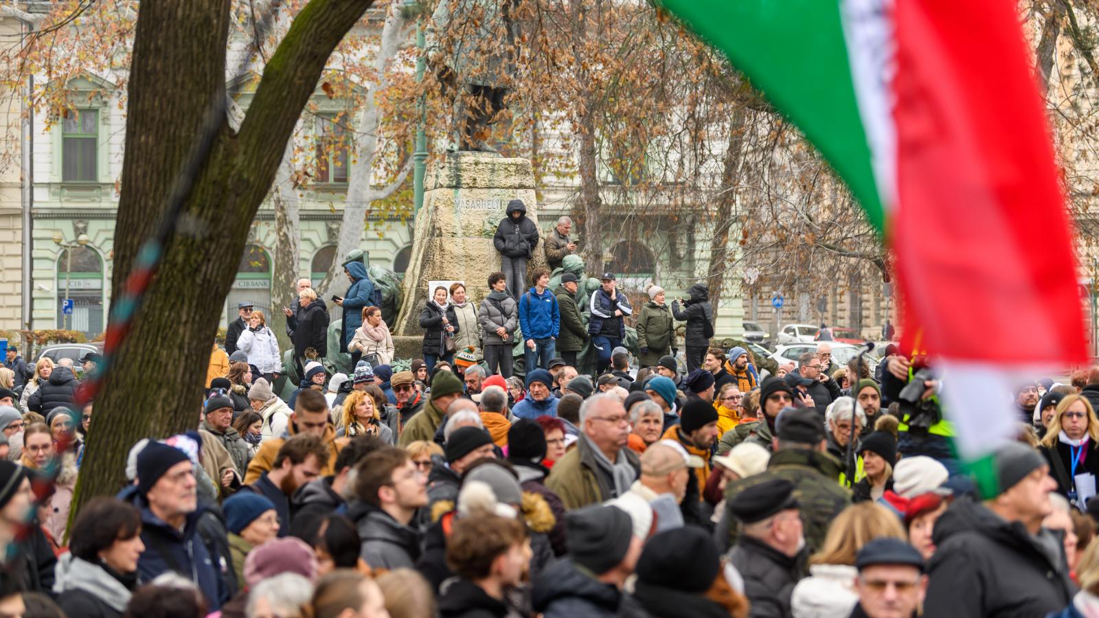 Magyar Péter: A történtek után nemcsak hogy be kéne rendelni a szlovák nagykövetet, hanem egyenesen ki is kéne utasítani az országból