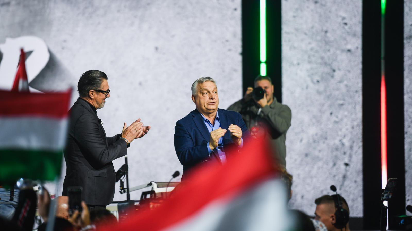 A Digitális Polgári Körök békegyűlése Kecskeméten december 6-án 