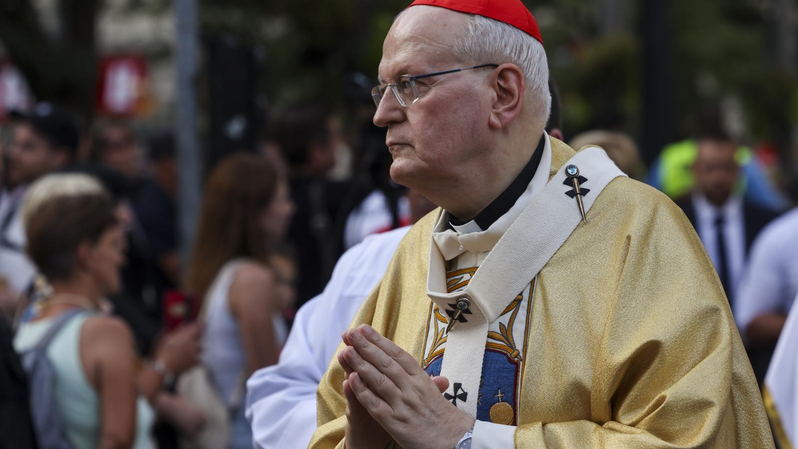 Erdő Péter: Legalább a Kisjézus jászola körül próbáljuk megérteni egymást, legyünk kedvesek egymással