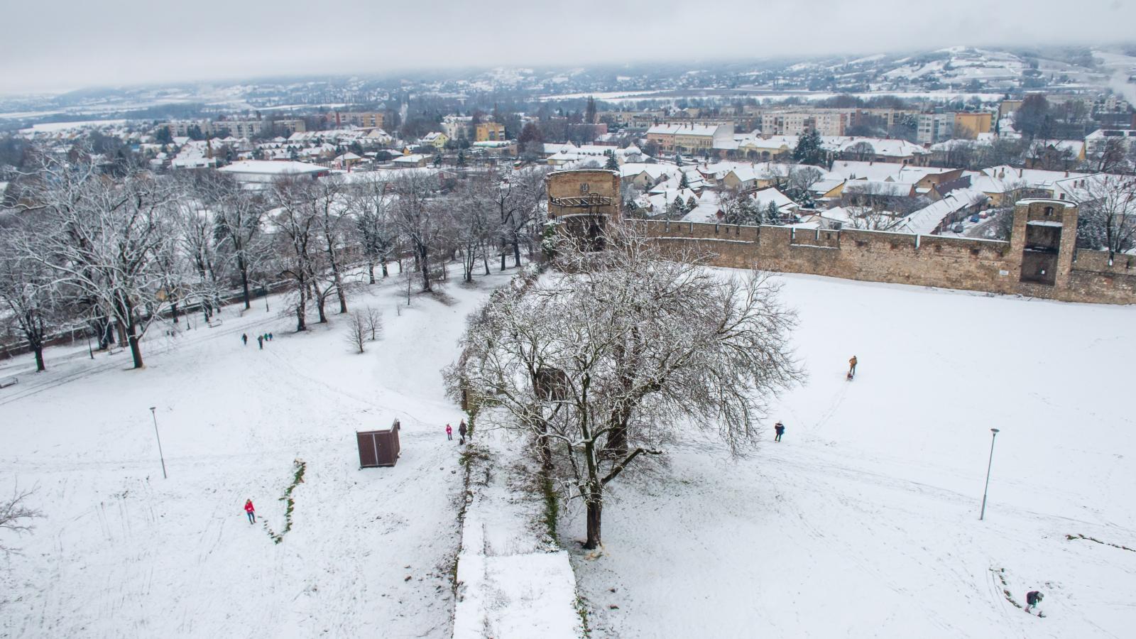 Havazás és ónos eső jön, az ország nagy részére figyelmeztetést adtak ki