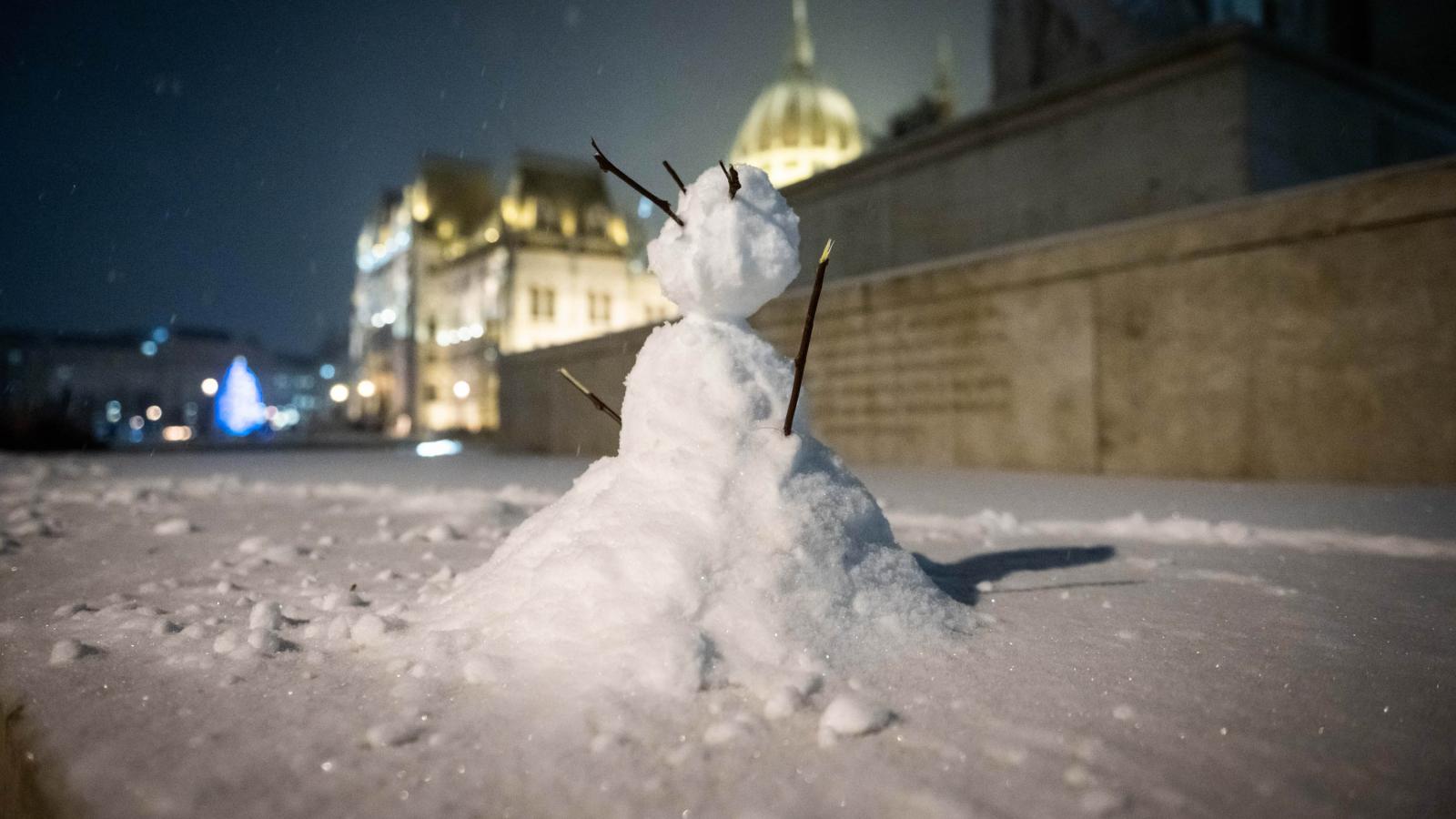 Szerdán keleten várható jelentős havazás