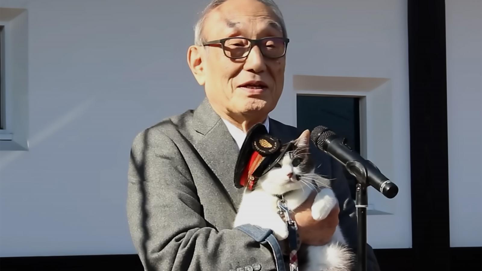 Újra macska lett az állomásfőnök egy japán vasútvonalon