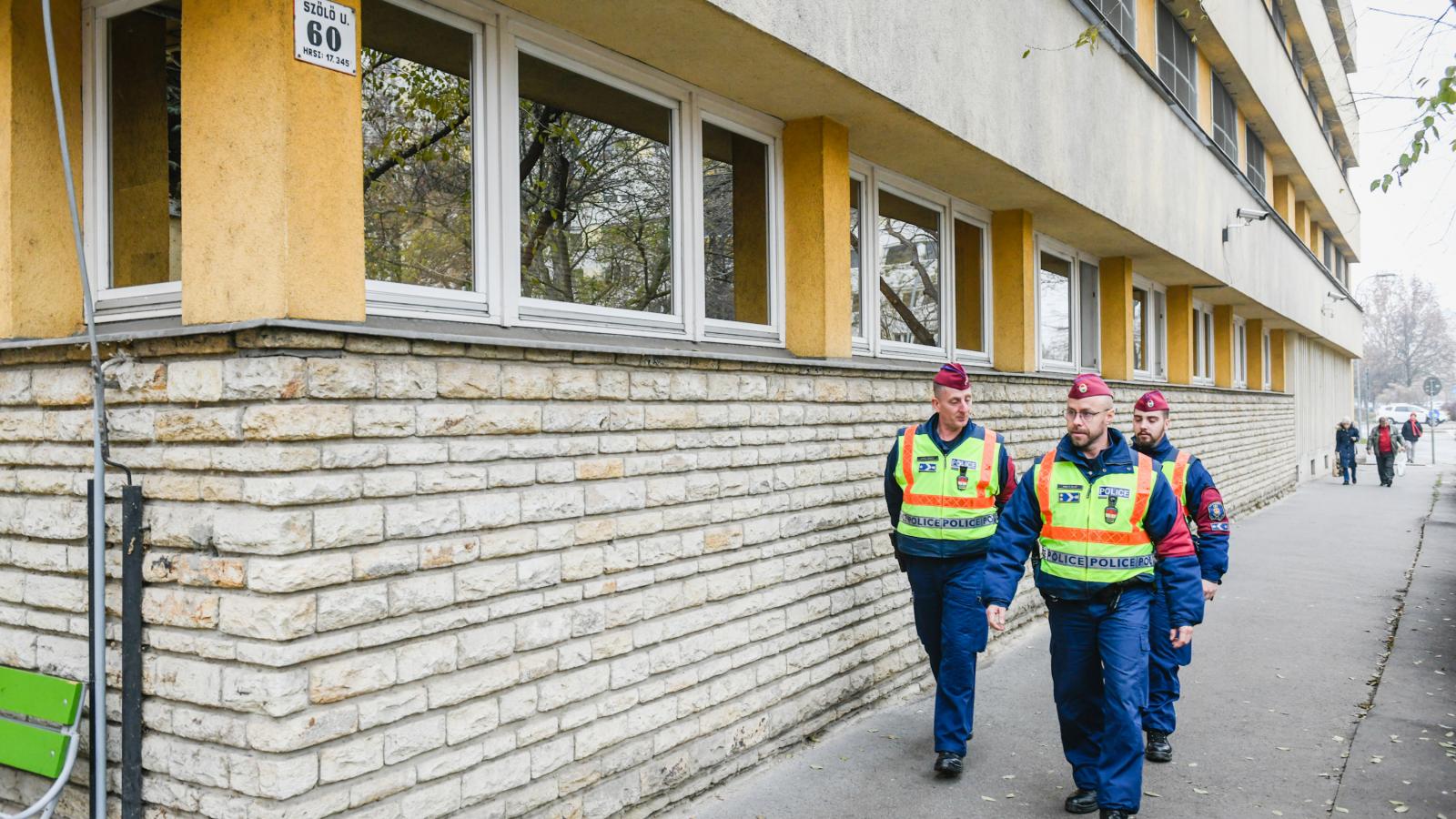 További három hónappal meghosszabbítaná négy Szőlő utcai gyanúsított letartóztatását az ügyészség