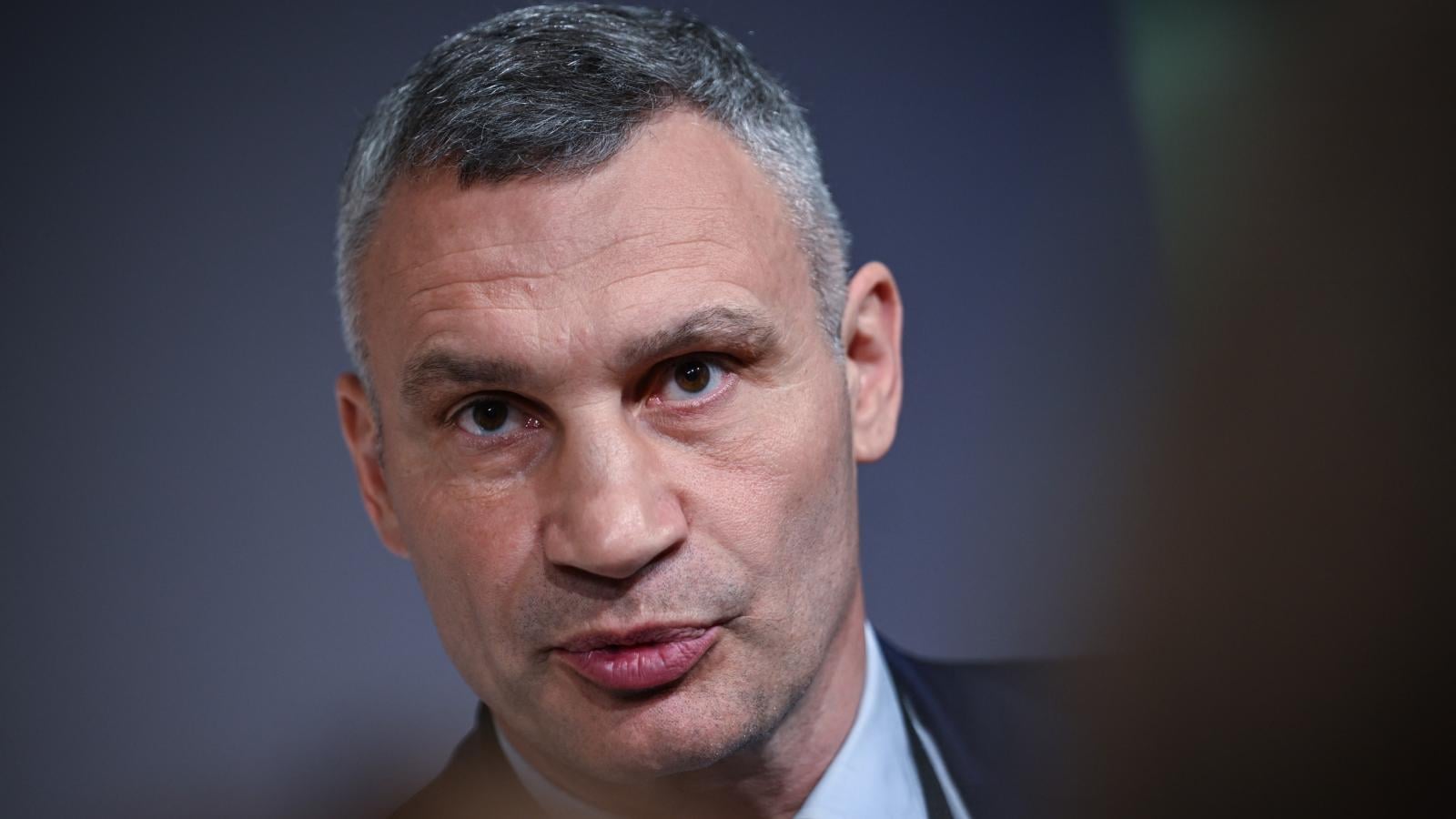 Vitalij Klicsko felszólította a kijevieket, hogy aki tudja, hagyja el a fővárost