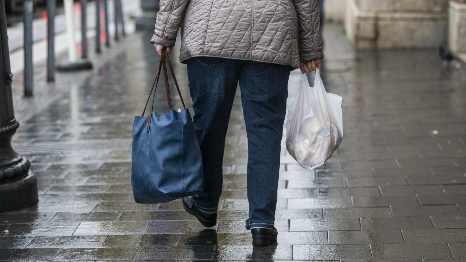 A Human Rights Watch arra figyelmeztet, hogy nem biztosítja az idősek megfelelő életszínvonalhoz való jogát a magyar állam