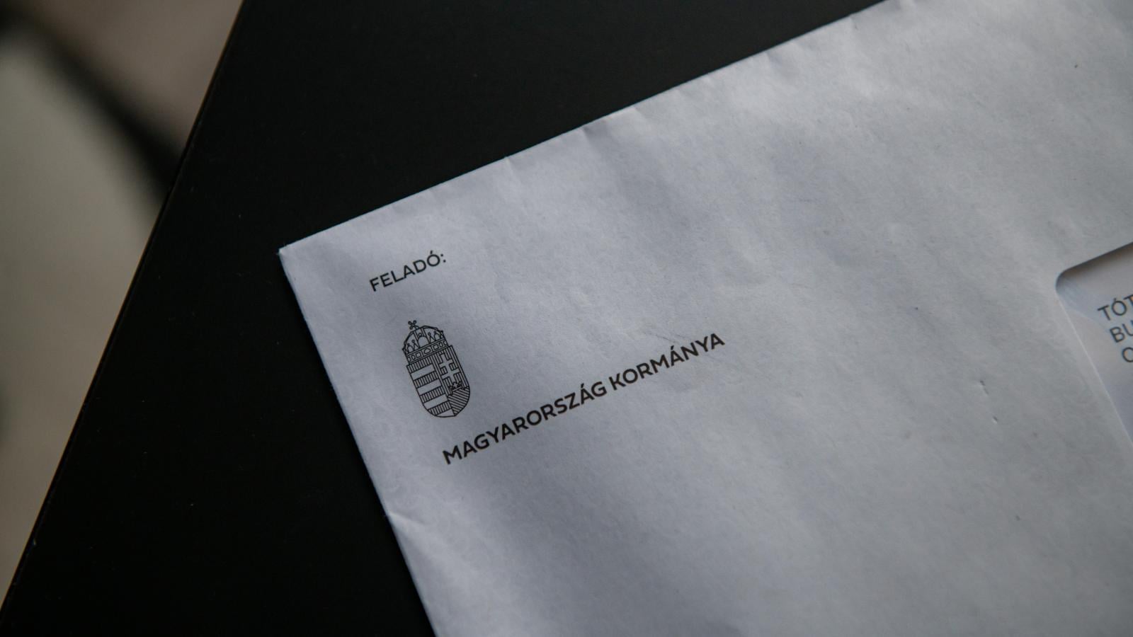 Négyszázmilliónál is többe került az állítólagos tiszás adóemelésről szóló nemzeti konzultációs ívek gyártása