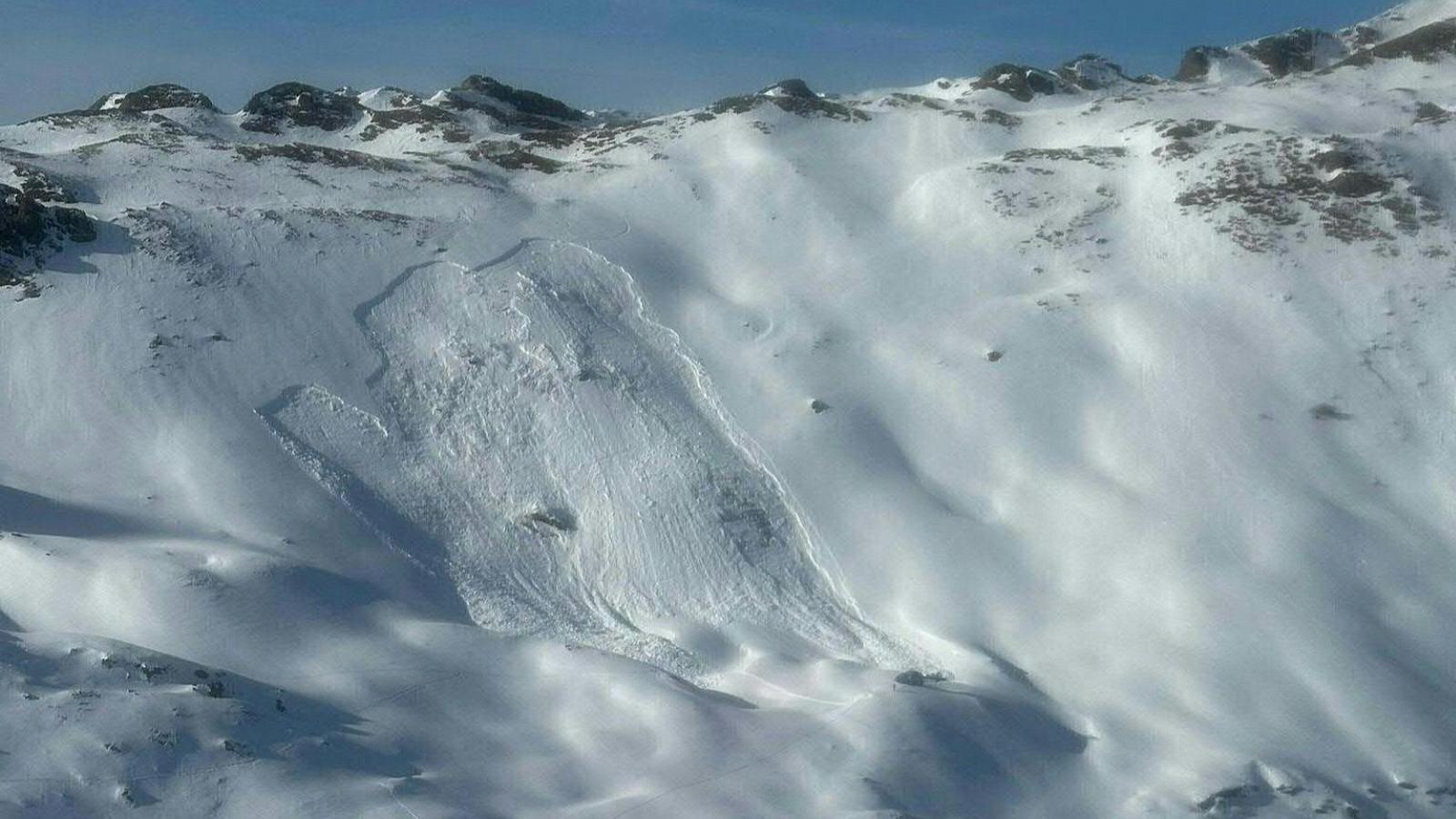 Két lavina végzett öt emberrel Ausztriában