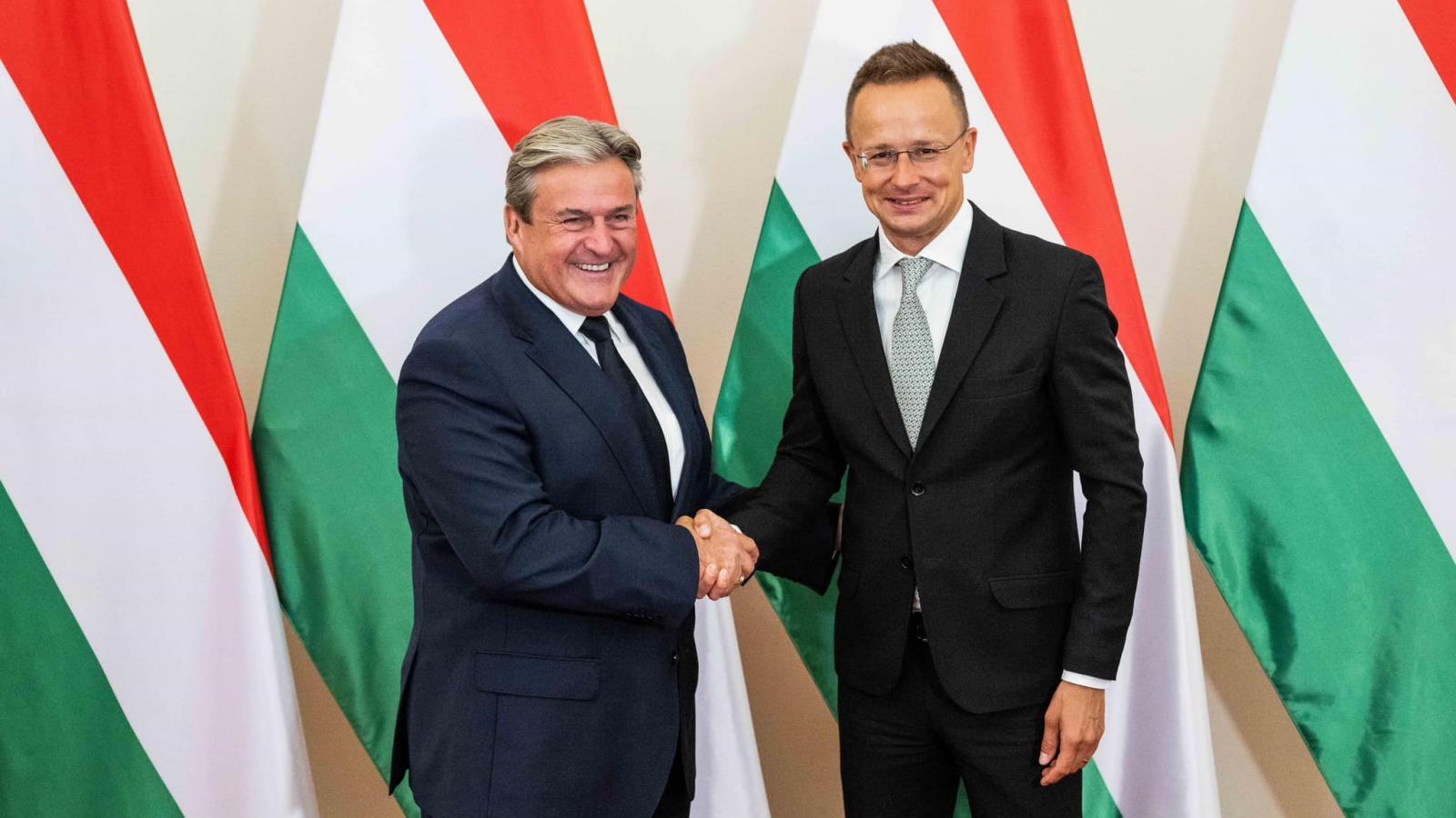 Szijjártó Péter 2023-ban még tisztikereszttel tüntette ki és elismerően méltatta a Tisza Párt energetikai szakértőjét, Kapitány Istvánt