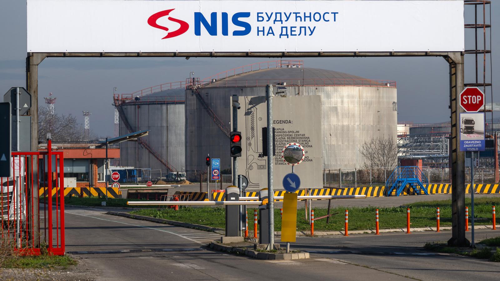 Megvette a Mol az oroszoktól a szerb kőolajcég, a NIS többségi tulajdonrészét