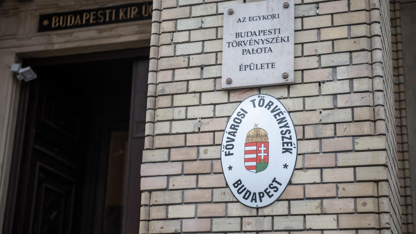 Felmentették a gyermekpornográfiával vádolt korábbi fideszes alpolgármestert