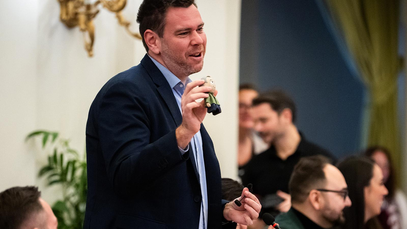 Vitézy Dávid szerint fideszes adathalászatra használhatják az új KRESZ-tervezetet, amelyet Lázár János tett közzé