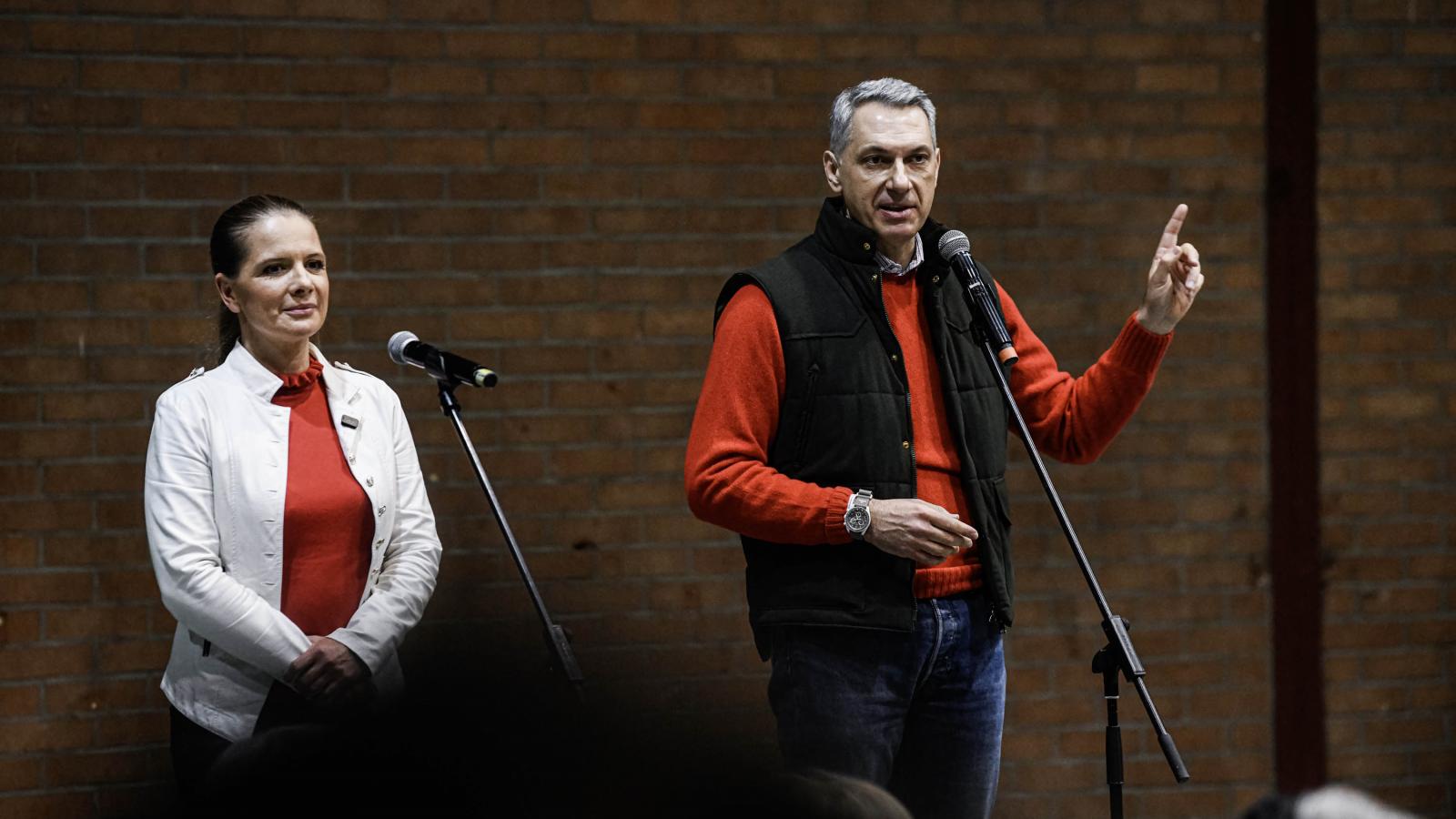 Lázár János szerint a Fidesz az egyszerű, hétköznapi embereknek akar politikát csinálni, ő soha nem nézett le senkit