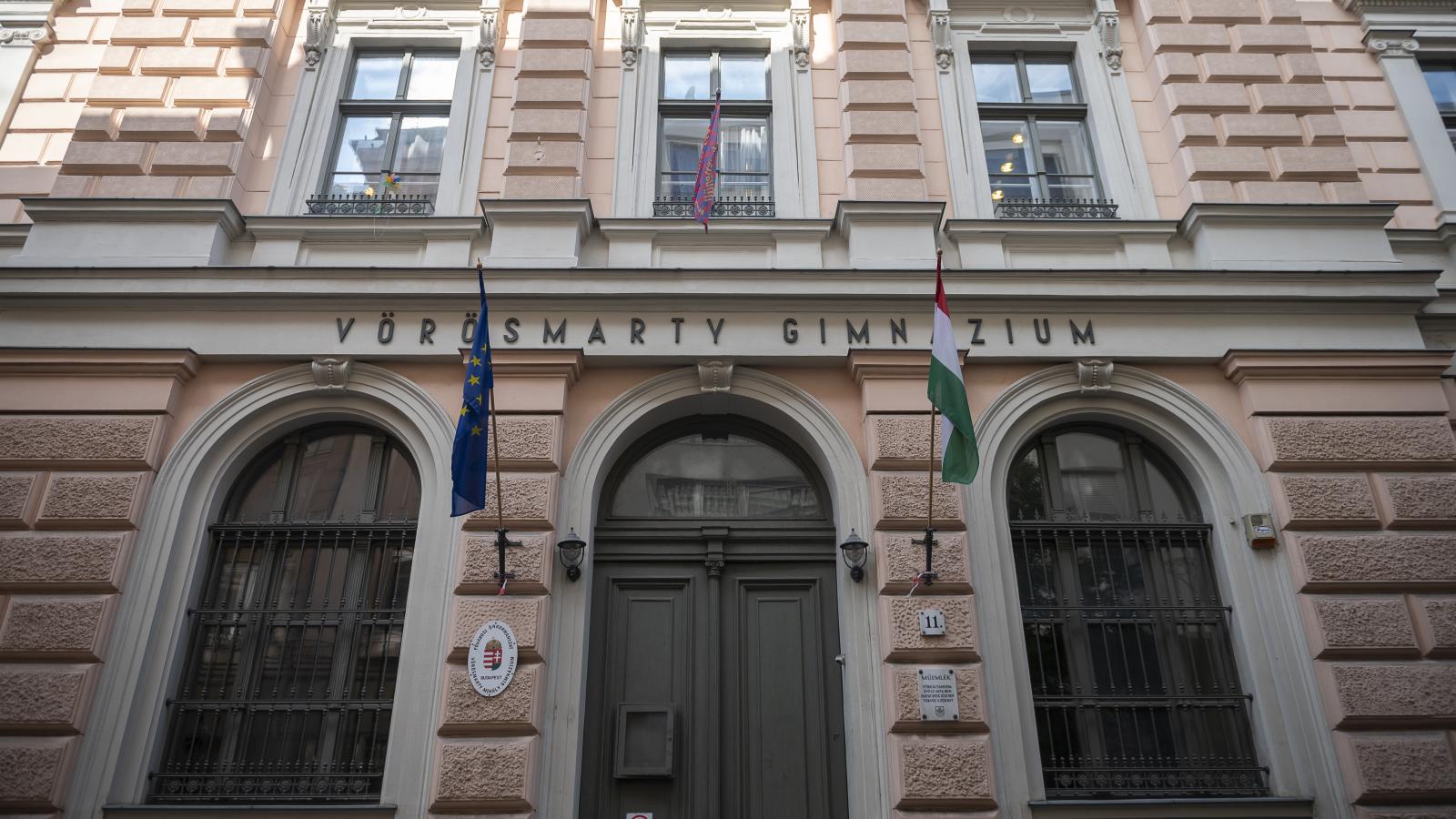 Búcsúzik Egressy Mátyástól iskolája, a Vörösmarty Mihály Gimnázium