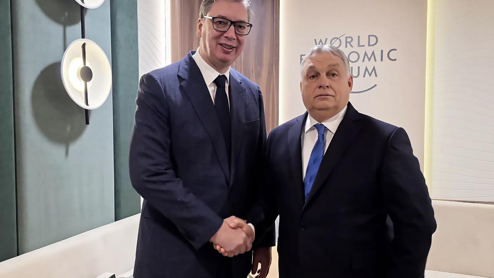 Aleksandar Vučić és Orbán Viktor Davosban, január 22-én.