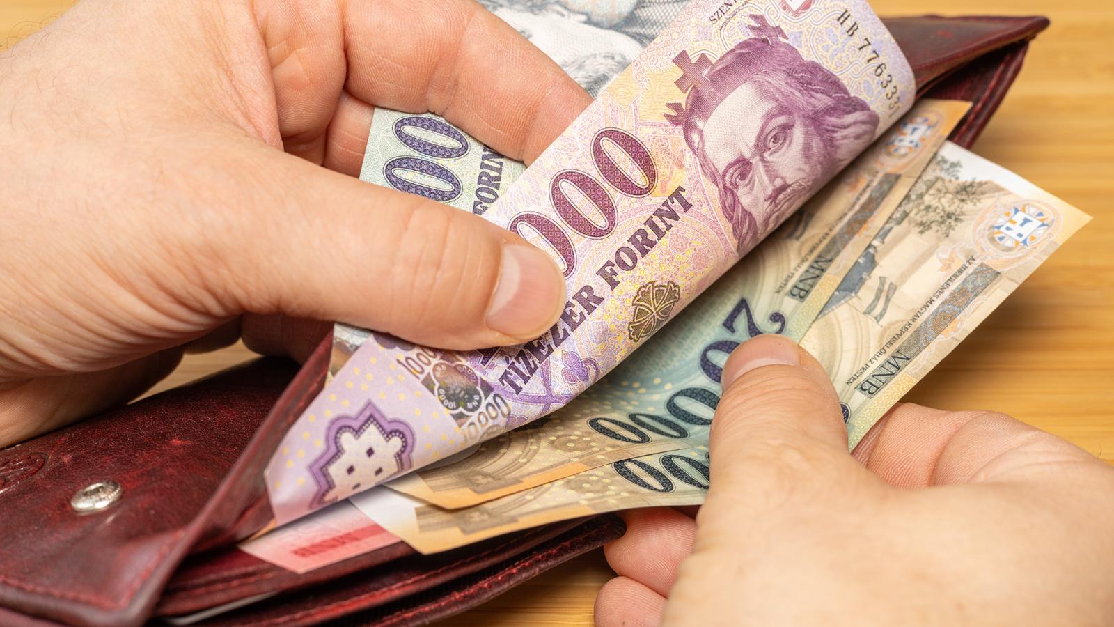 KSH: 756 400 forint volt a bruttó átlagkereset novemberben