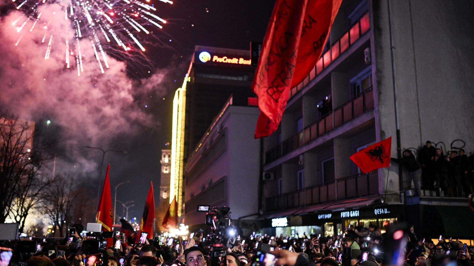 Kartellben csalhattak a választáson Koszovóban, 109 embert letartóztattak