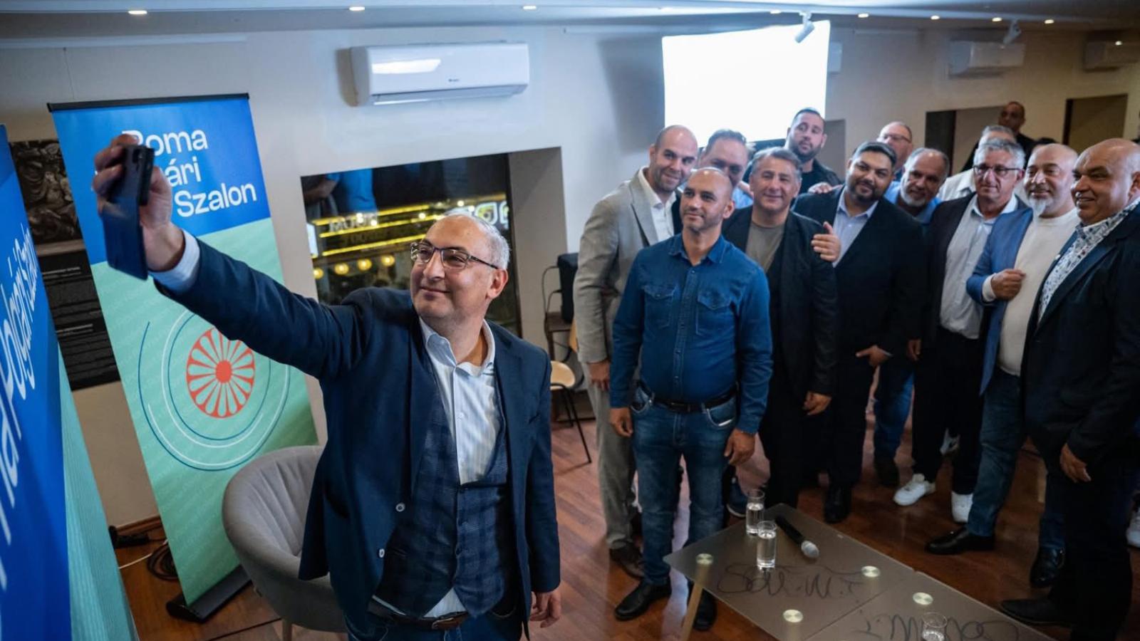 Sztojka Attila romaügyi államtitkár helyzete gyengült, miközben újabb erős ember jelent meg a kormánypárti cigányoknál